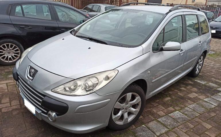 PEUGEOT 307