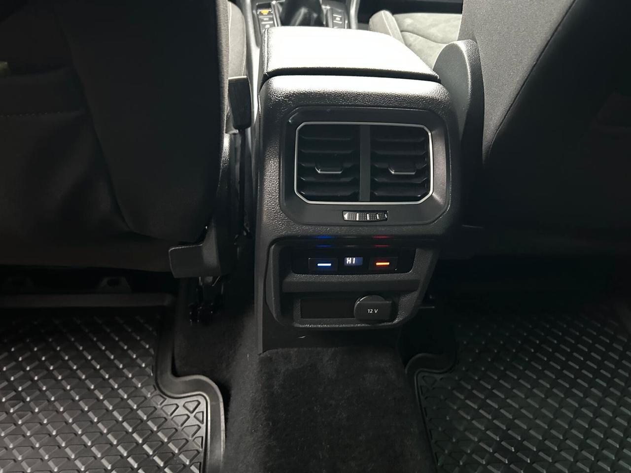 Volkswagen Tiguan 2.0 TDI 4MOTION Executive SOLO 34000KM