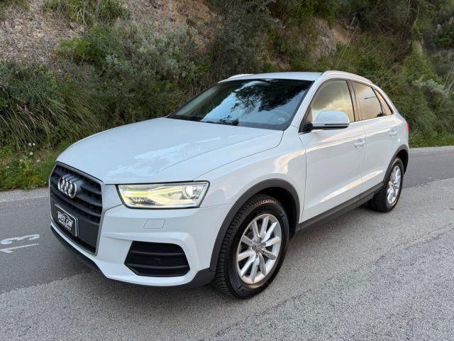 AUDI Q3 2.0 TDI 150 CV Business