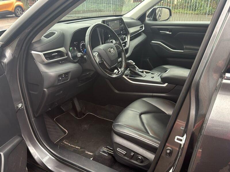 Toyota Highlander Highlander 2.5H AWD-i E-CVT Trend IVA ESPOSTA COMPRESA