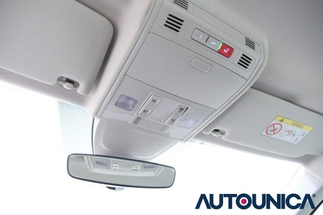 VOLKSWAGEN Polo 1.0 TSI STYLE NEOPATENTATI FARI LED