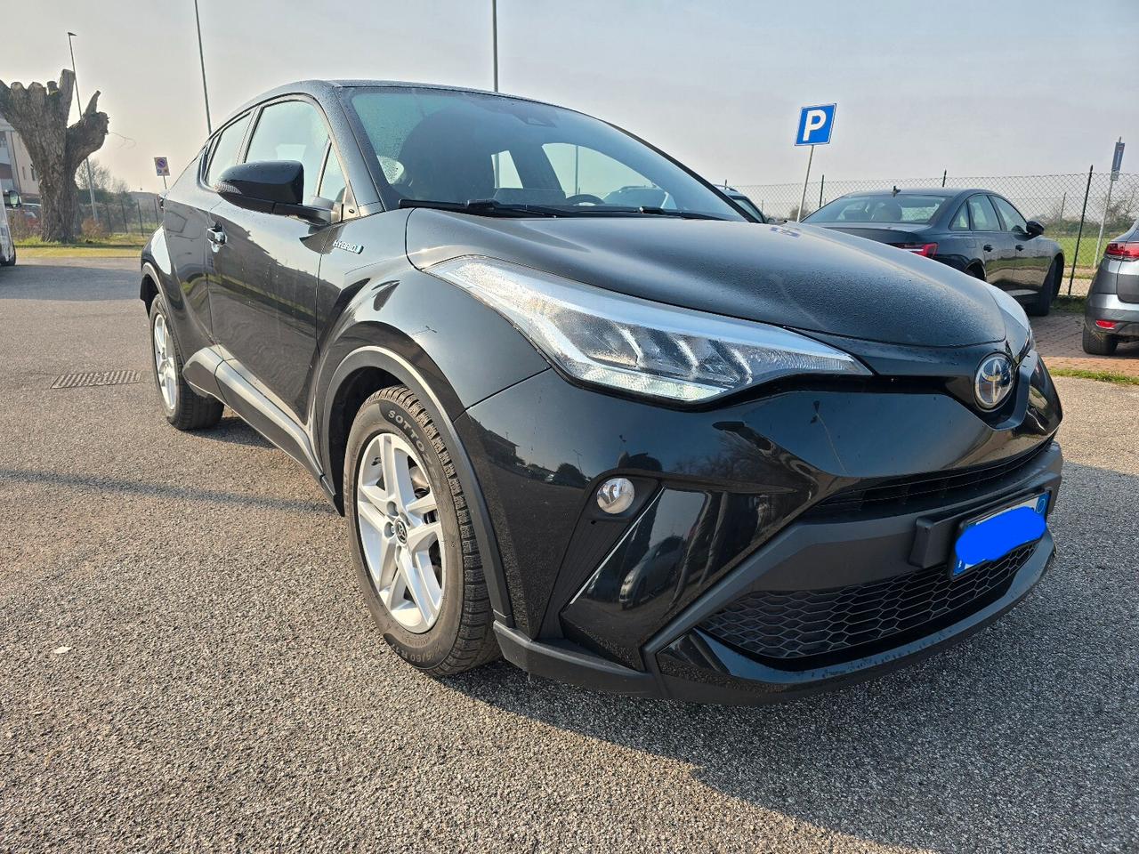 Toyota C-HR 1.8 Hybrid E-CVT Lounge