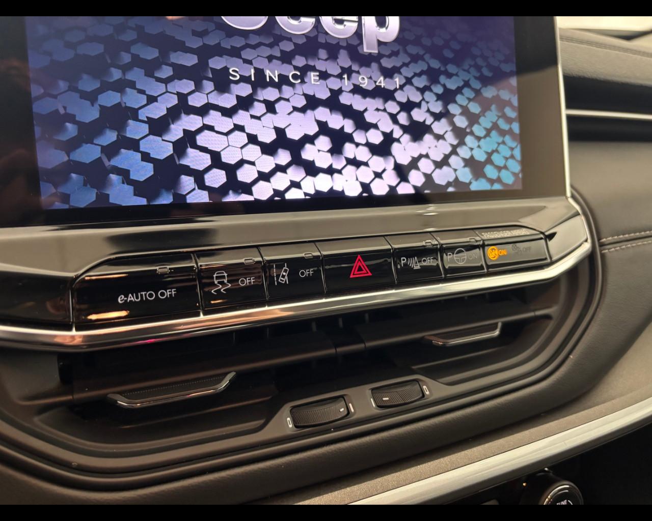 JEEP Compass 1.5 turbo t4 mhev Limited 2wd 130cv dct