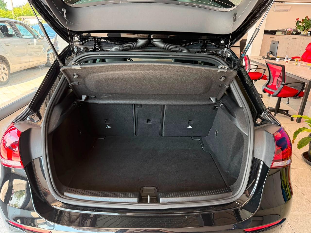Mercedes-Benz A 180 1.5 Diesel Cambio Automatico Neopatentati