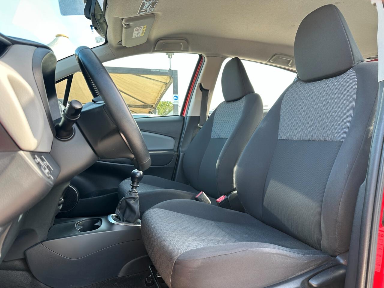 TOYOTA Yaris 1.4 D-4D 5 porte Active