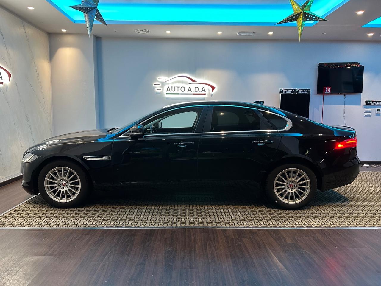 Jaguar XF 2.0 D 180 CV Portfolio