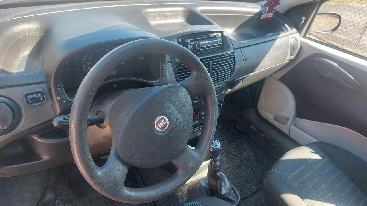 Fiat Punto Classic 1.2 5 porte Natural Power Active