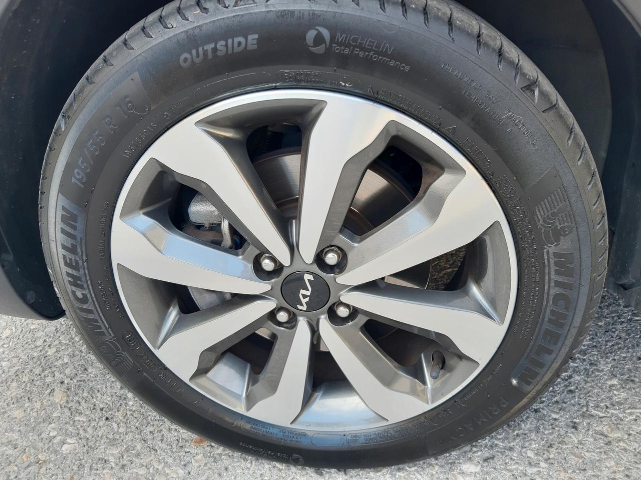 Kia Stonic 1.2 DPI Urban