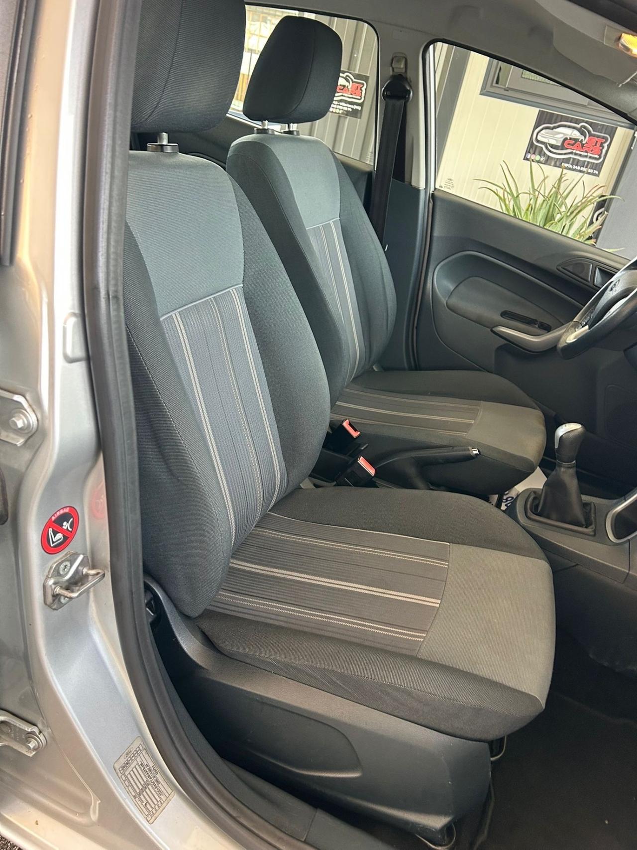 Ford Fiesta 1.4 TDCi 68CV 5 porte Titanium