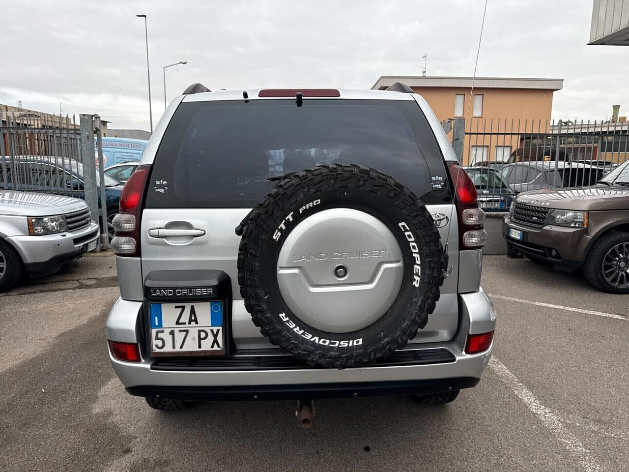 Toyota Land Cruiser 3.0 d-4 Diesel-GPL / 8 POSTI