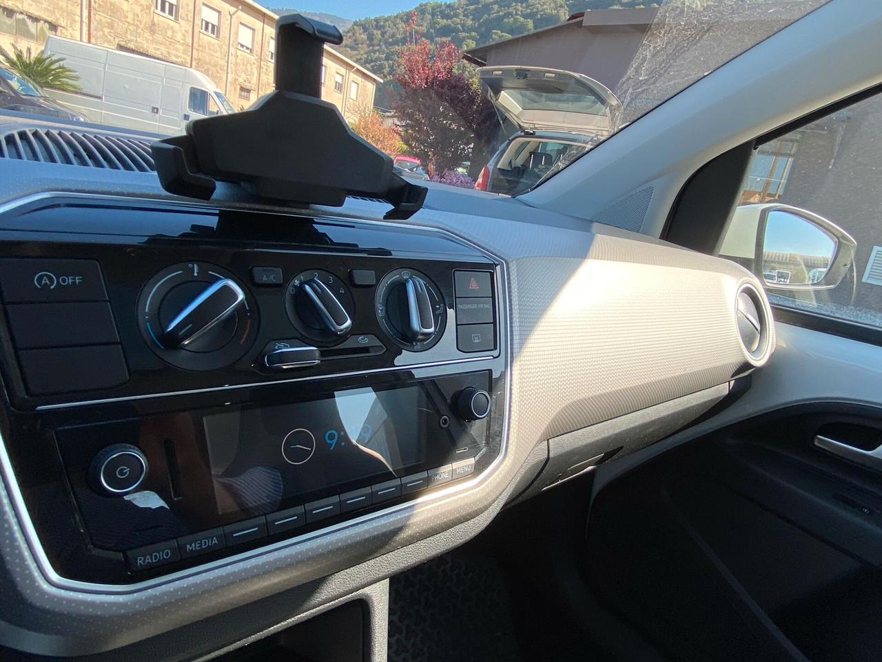 Volkswagen up! 1.0 5p. move up!