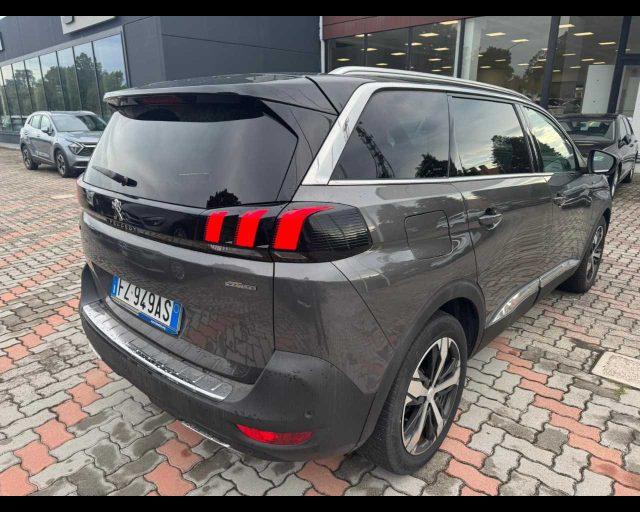 PEUGEOT 5008 BlueHDi 130 S&S GT Line