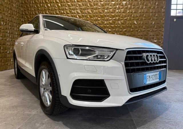 Audi Q3 2.0 TDI 120 CV Design