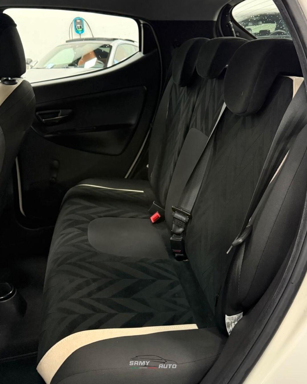 Lancia Ypsilon 1.2 69 CV 5 porte