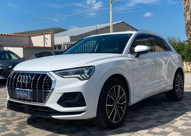 Audi Q3 Business 2.0 TDI 150CV s-tronic 35