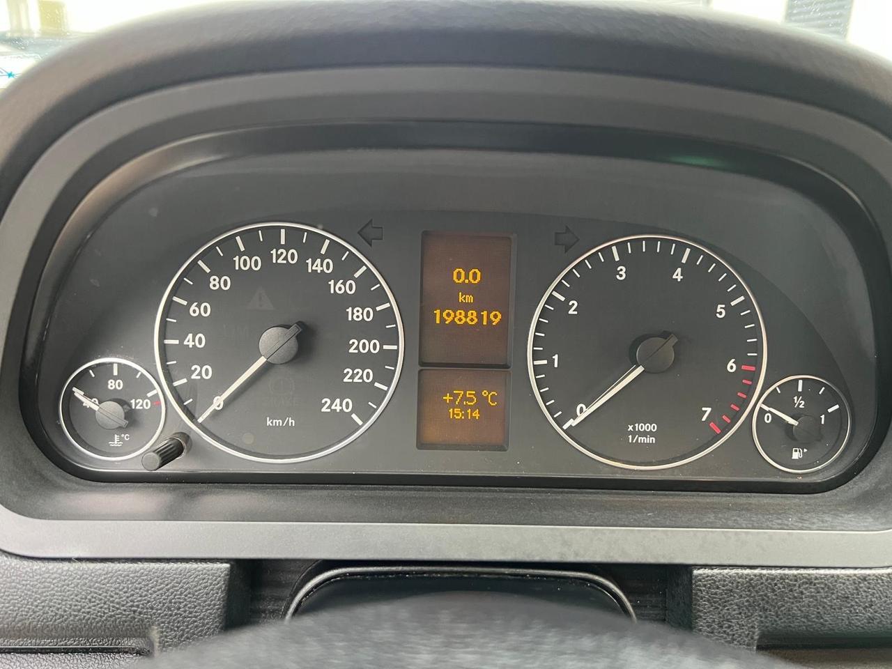 Mercedes-benz A 160 BlueEFFICIENCY GPL