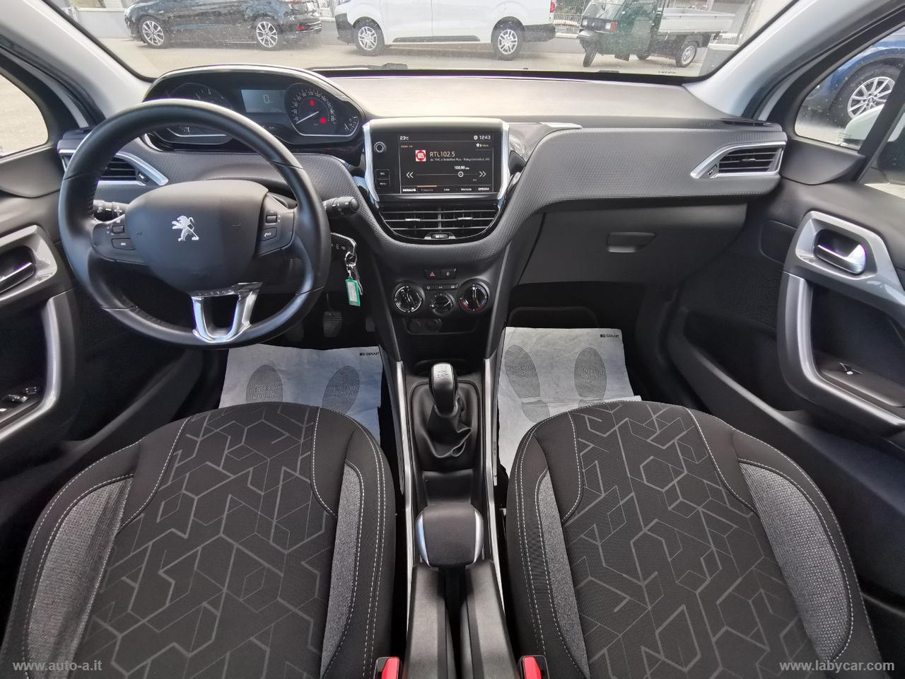 PEUGEOT 2008 BlueHDi 100 Active