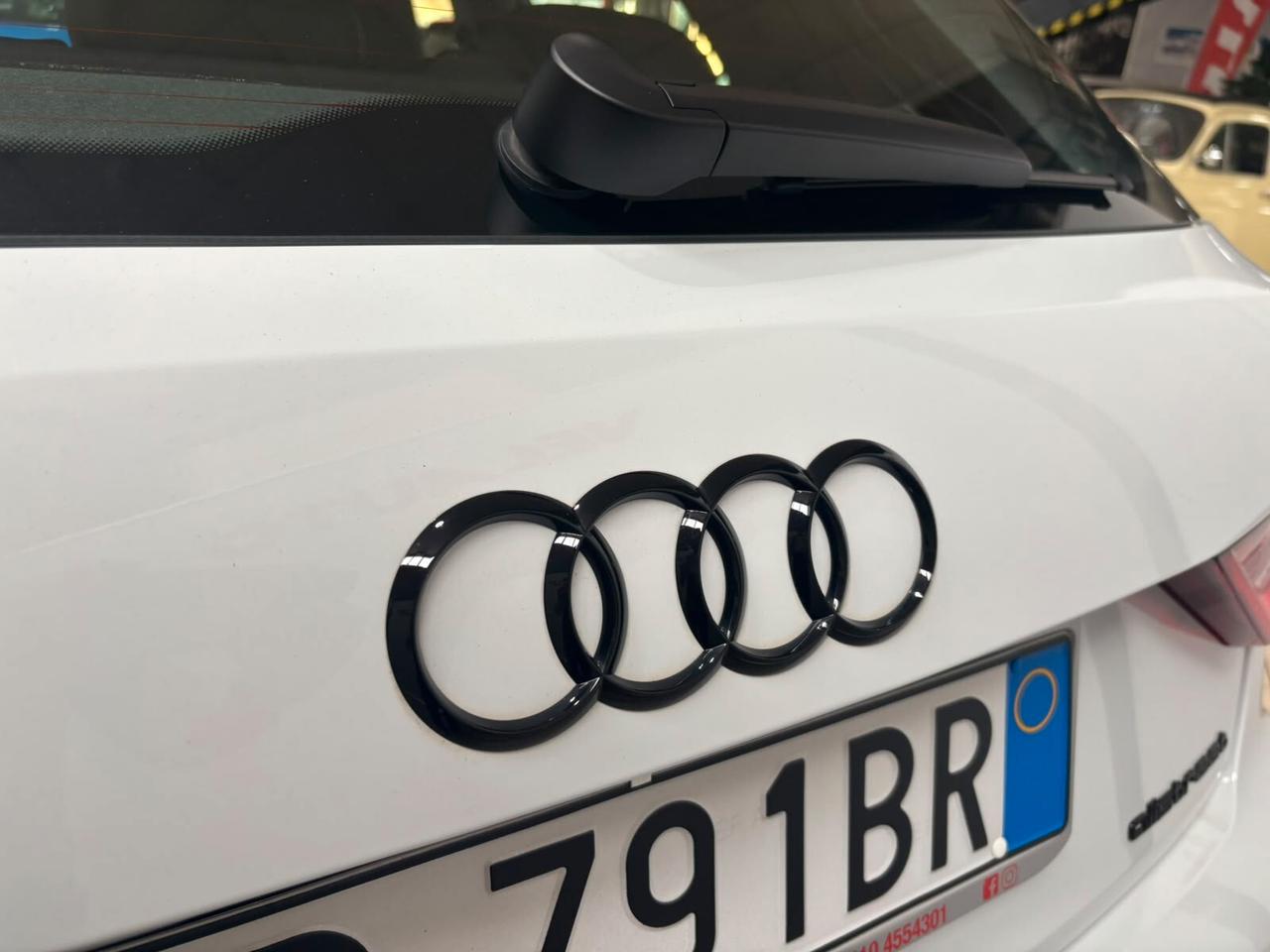 Audi A1 allstreet 35 TFSI S tronic Identity Contrast