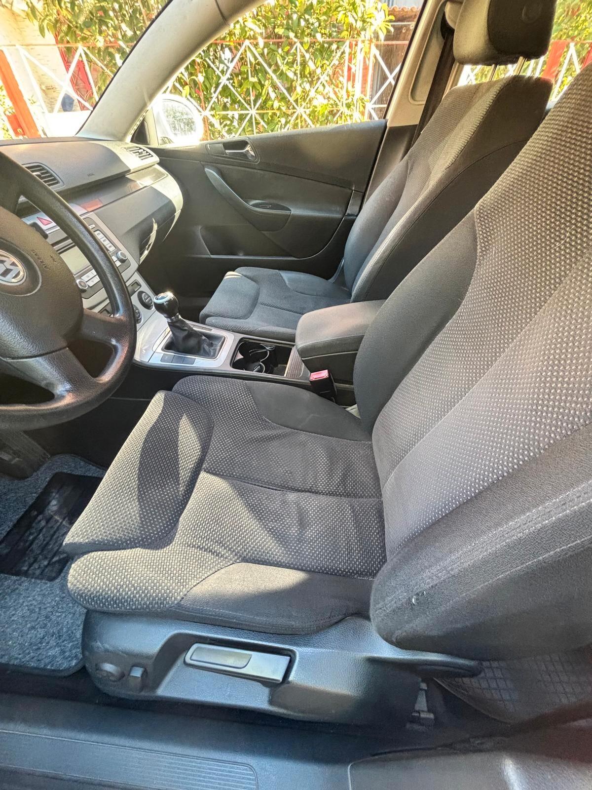 Volkswagen Passat 2.0 TDI DPF Var. Comfortline