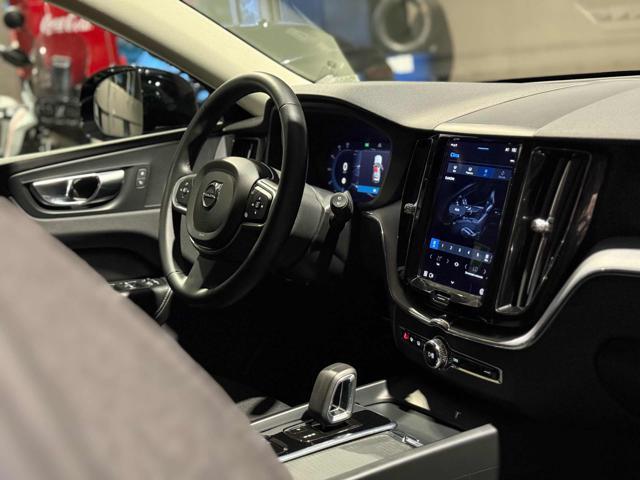 VOLVO XC60 B4 (d) Geartronic Momentum Pro