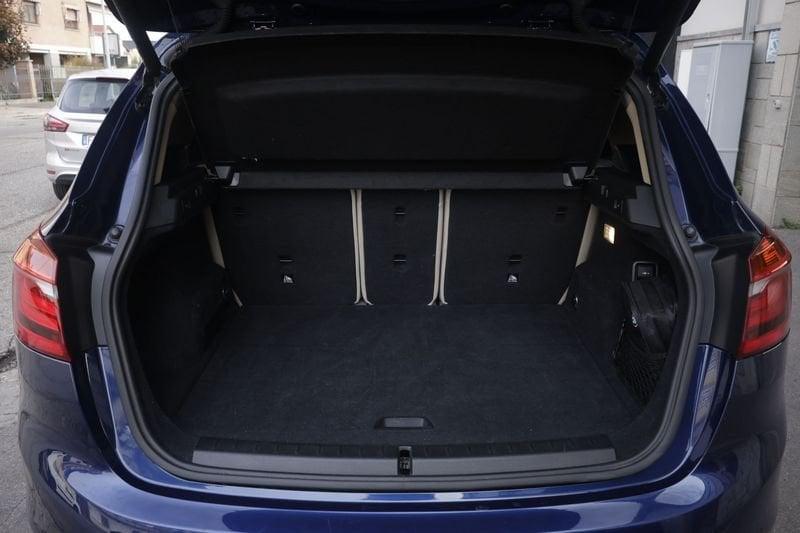 BMW Serie 2 Active Tourer BMW Serie 2 Active Tourer 220d Active Tourer Advantage aut. Unicoproprietario