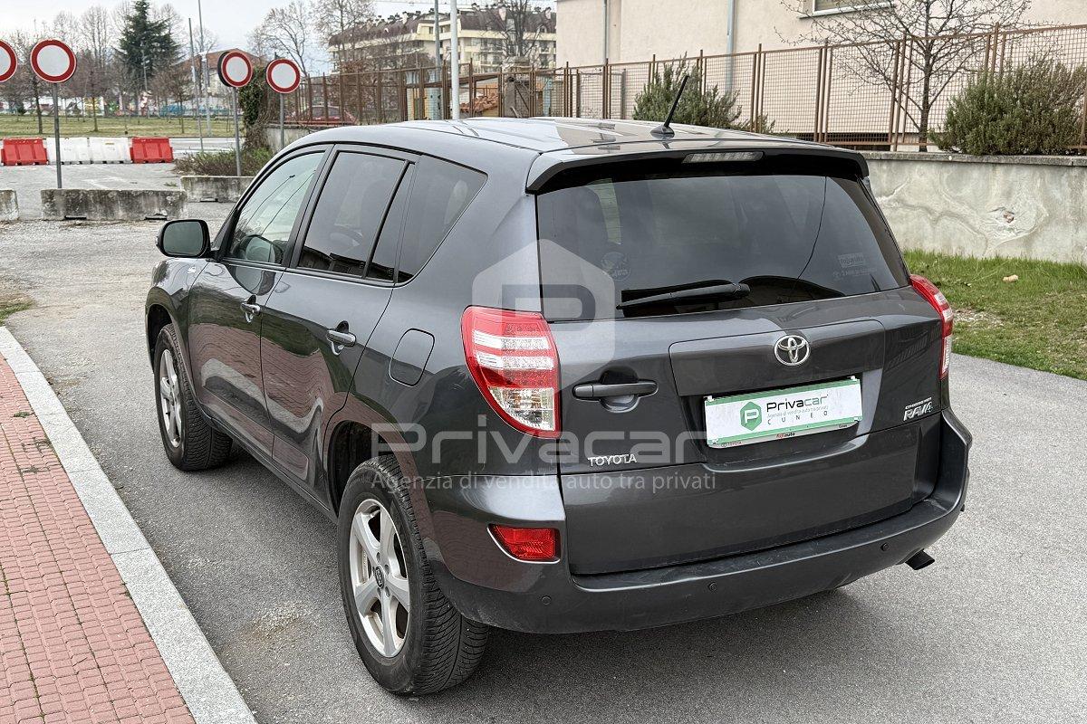 TOYOTA RAV4 Crossover 2.2 D-4D 150 CV DPF Exclusive
