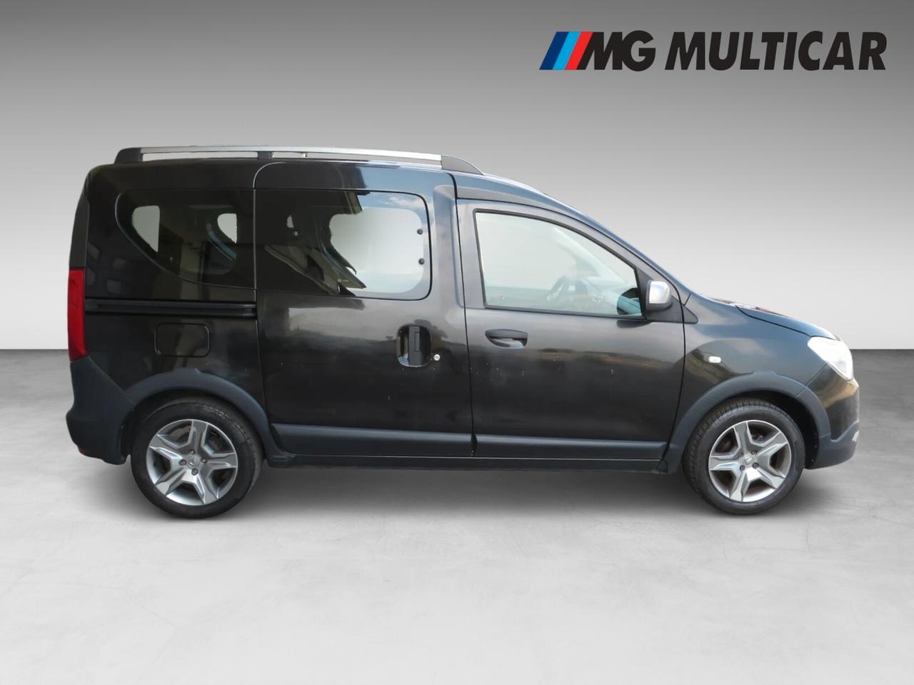 Dacia Dokker Stepway 1.6 Techroad 100cv. navi-sensori-cruise control