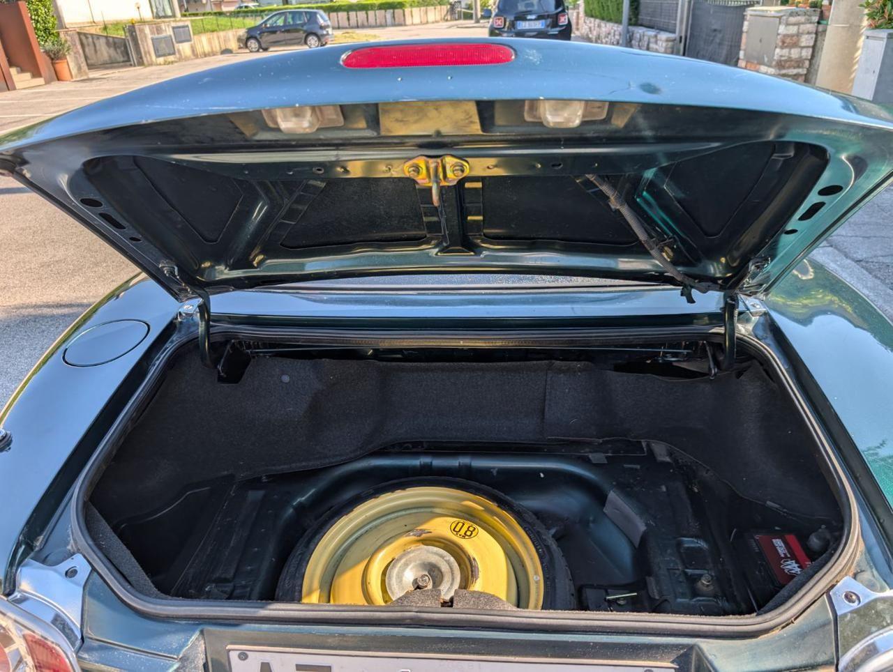 Mazda MX-5 1.6i 16V cat