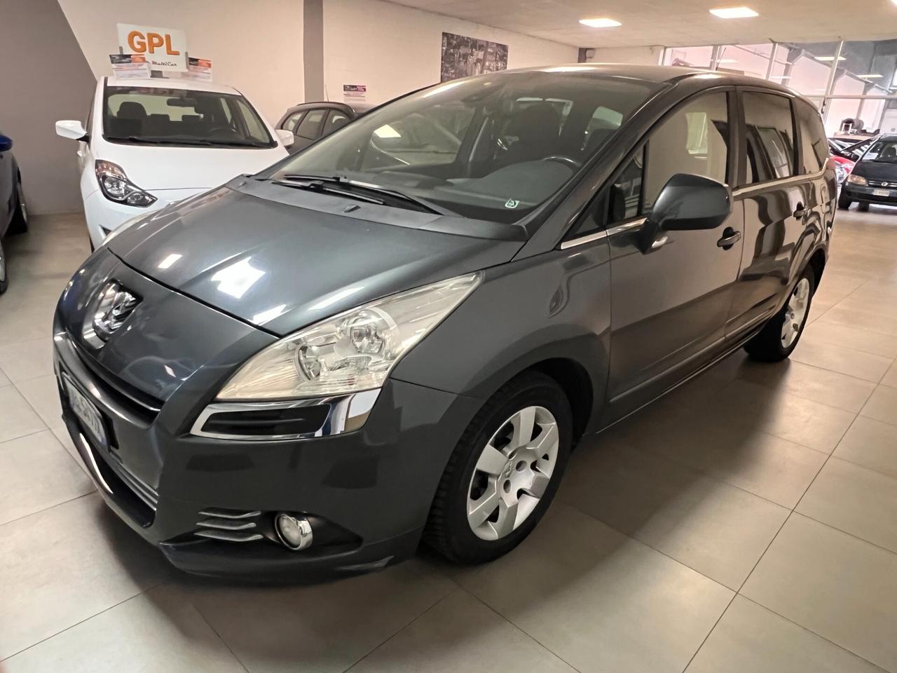 Peugeot 5008 1.6 HDi 112CV Business