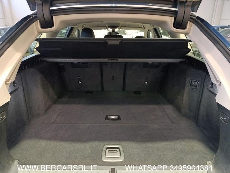 BMW Serie 5 520d 48V xDrive Business*LED*PACCHETTO LUCI*SEDILI IN PELLE*PDC*TELECAMERA*