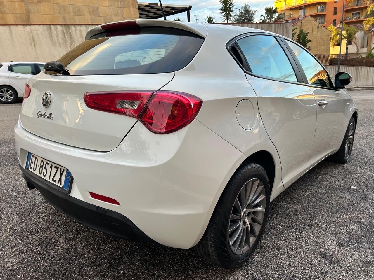 Alfa Romeo Giulietta 1.6 JTDm garanzia 12 mesi