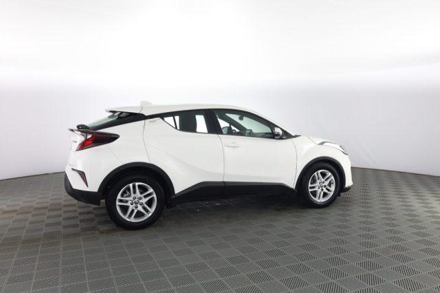 TOYOTA C-HR C-HR 1.8 Hybrid E-CVT Business