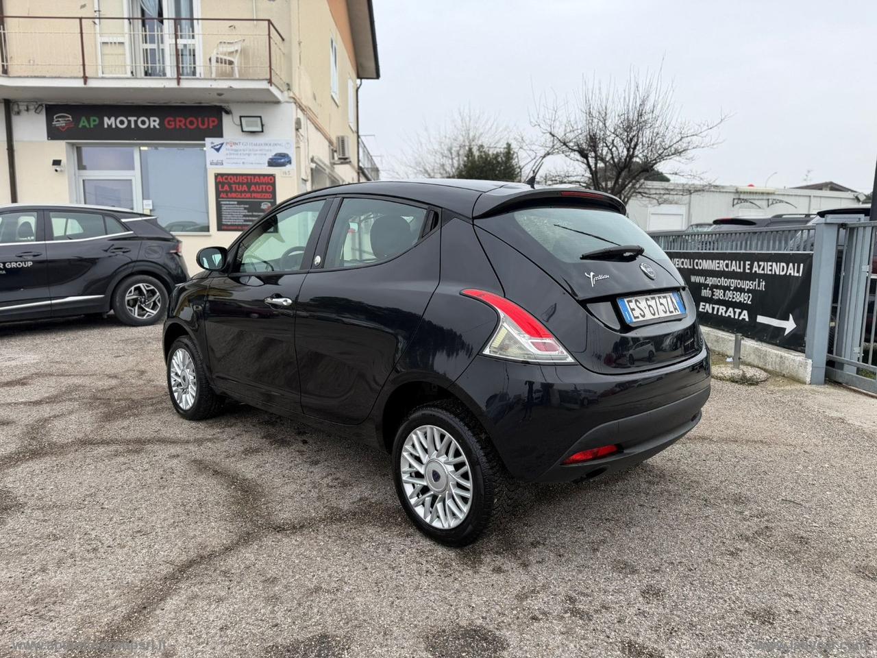 LANCIA Ypsilon 0.9 T.Air 85CV 5p. Met.Ec. Gold