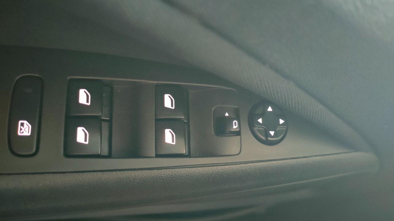 Opel Crossland X 1.2 GPL 12V Advance Unico proprietario