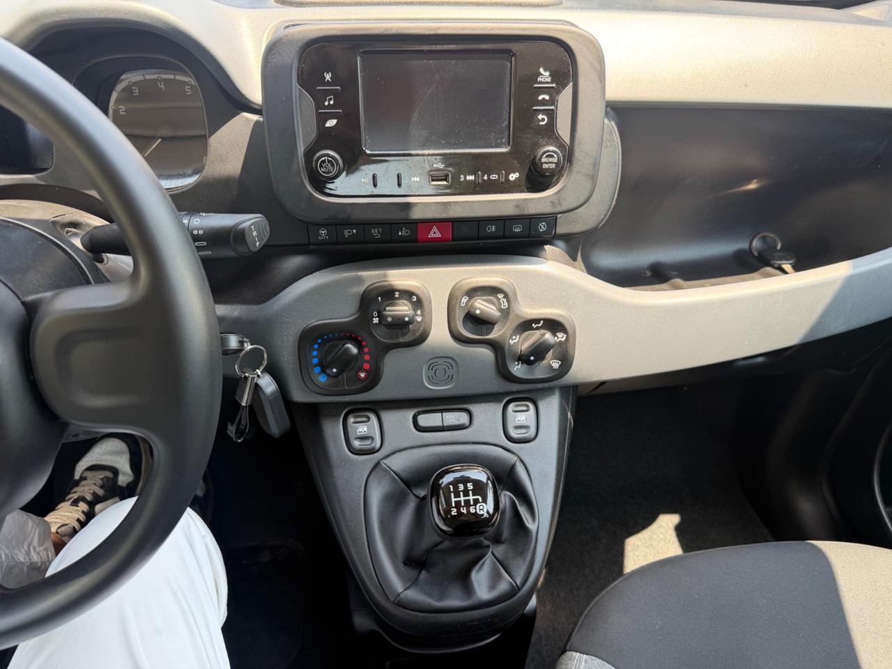 Fiat Panda 1.0 FireFly S&S Hybrid Red
