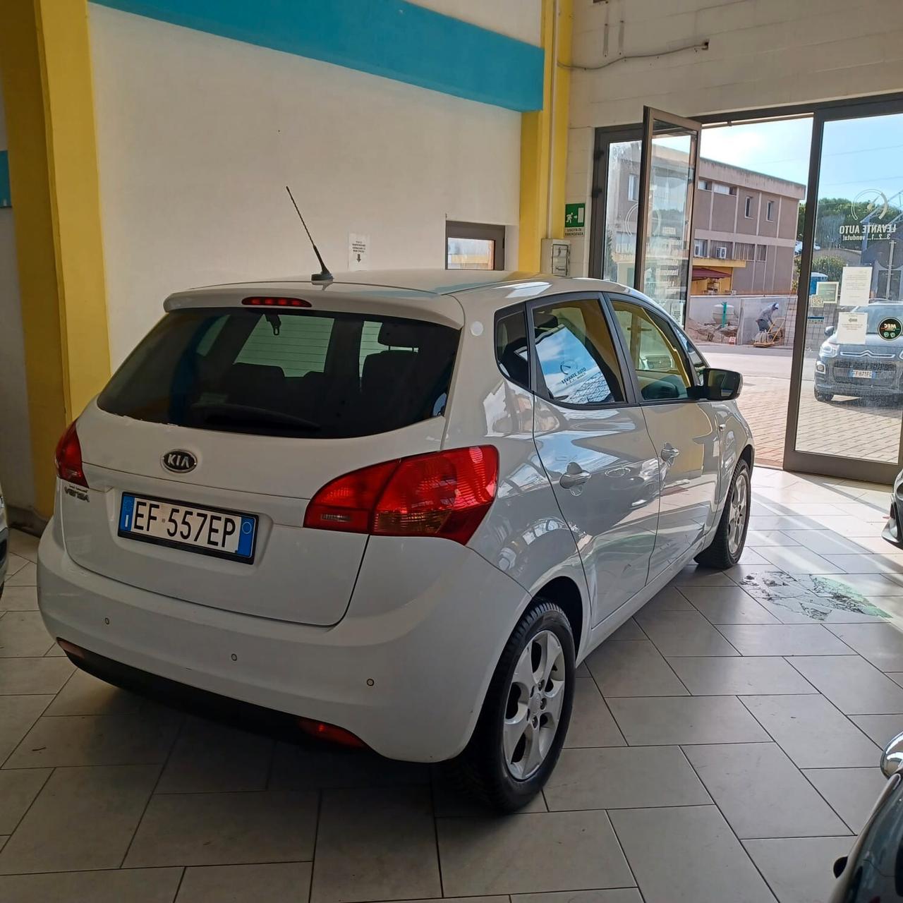 148.588KM KIA VENGA 1.4 BEN CONSERVATA