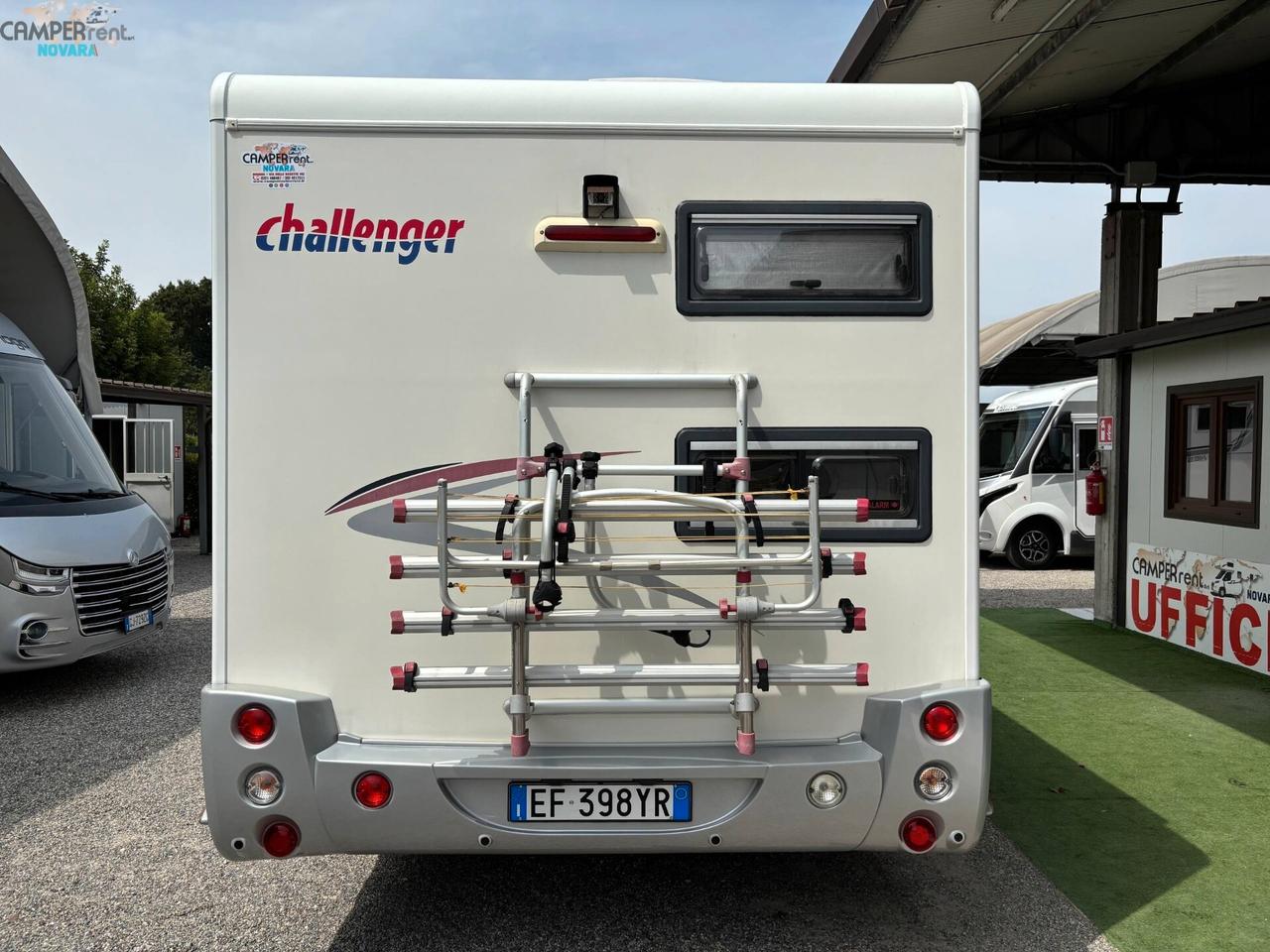 CHALLENGER GENESIS 55 - mansardato con letti a castello in coda