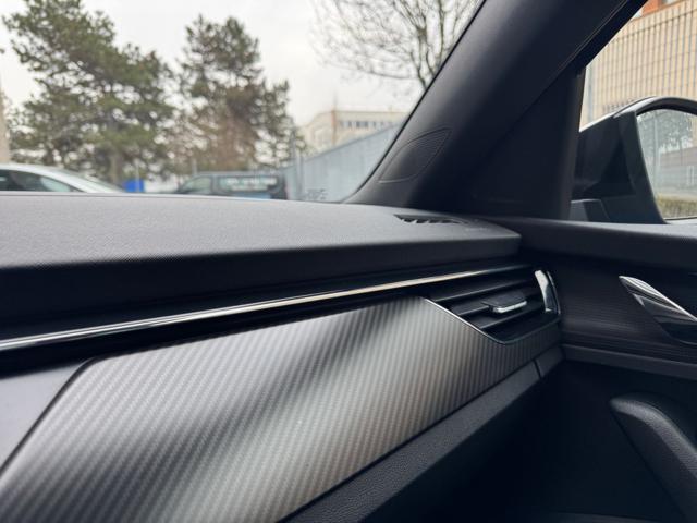 SKODA Kamiq 1.0 G-Tec Monte Carlo