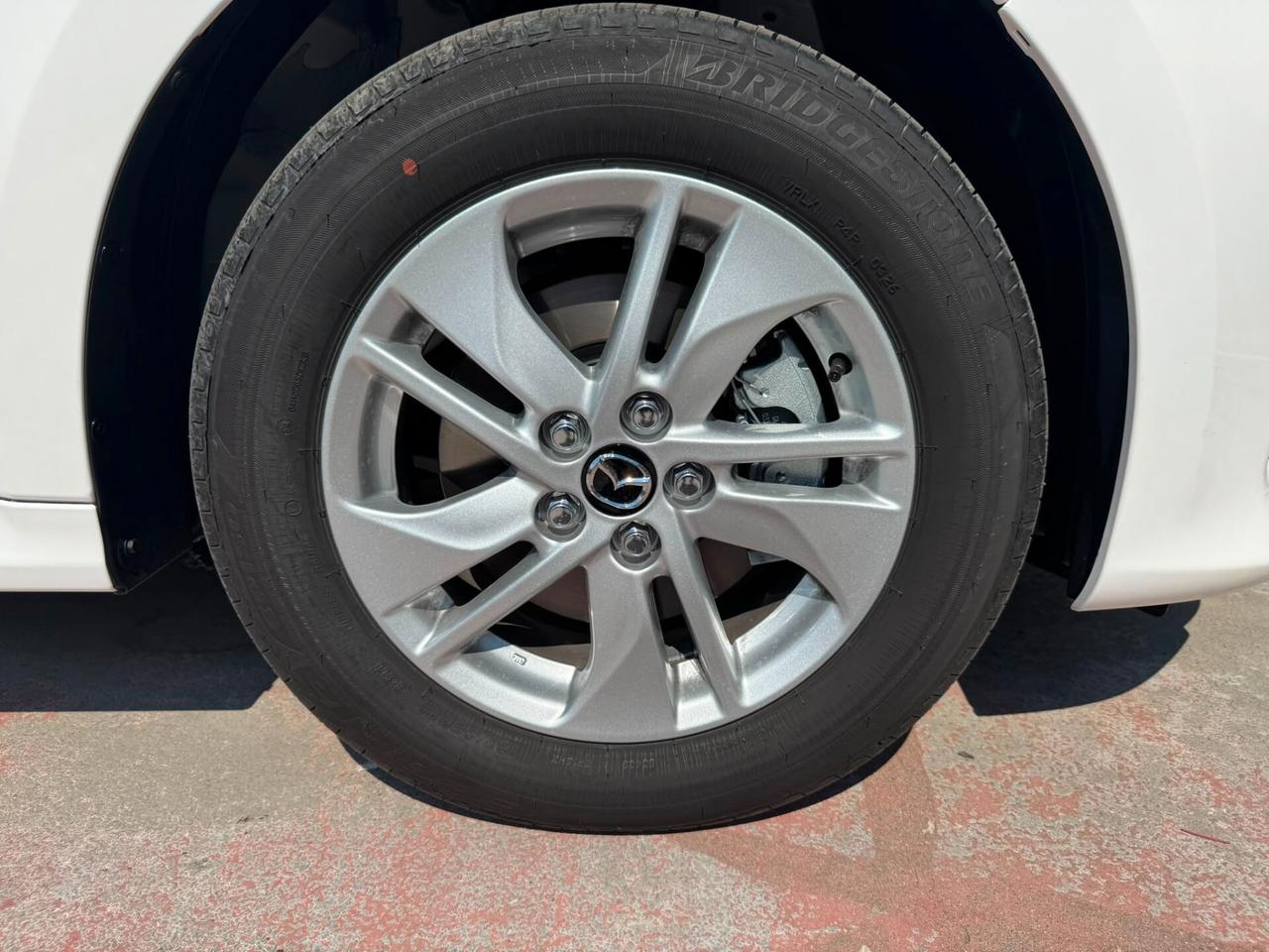 Mazda Mazda2 Hybrid 1.5 VVT e-CVT Full Electric Homura Plus