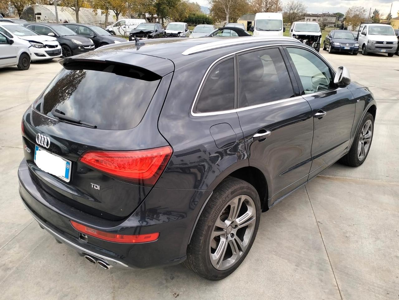 Audi SQ5 3.0 TDI biturbo quattro 313 cv - SINISTRATA
