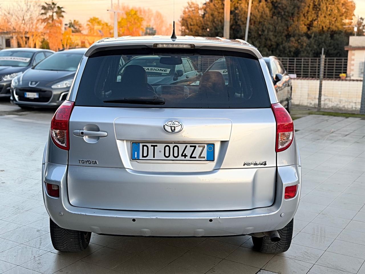 Toyota RAV 4 RAV4 Crossover 2.2 D-Cat 177 CV Luxury Garanzia 12 Mesi