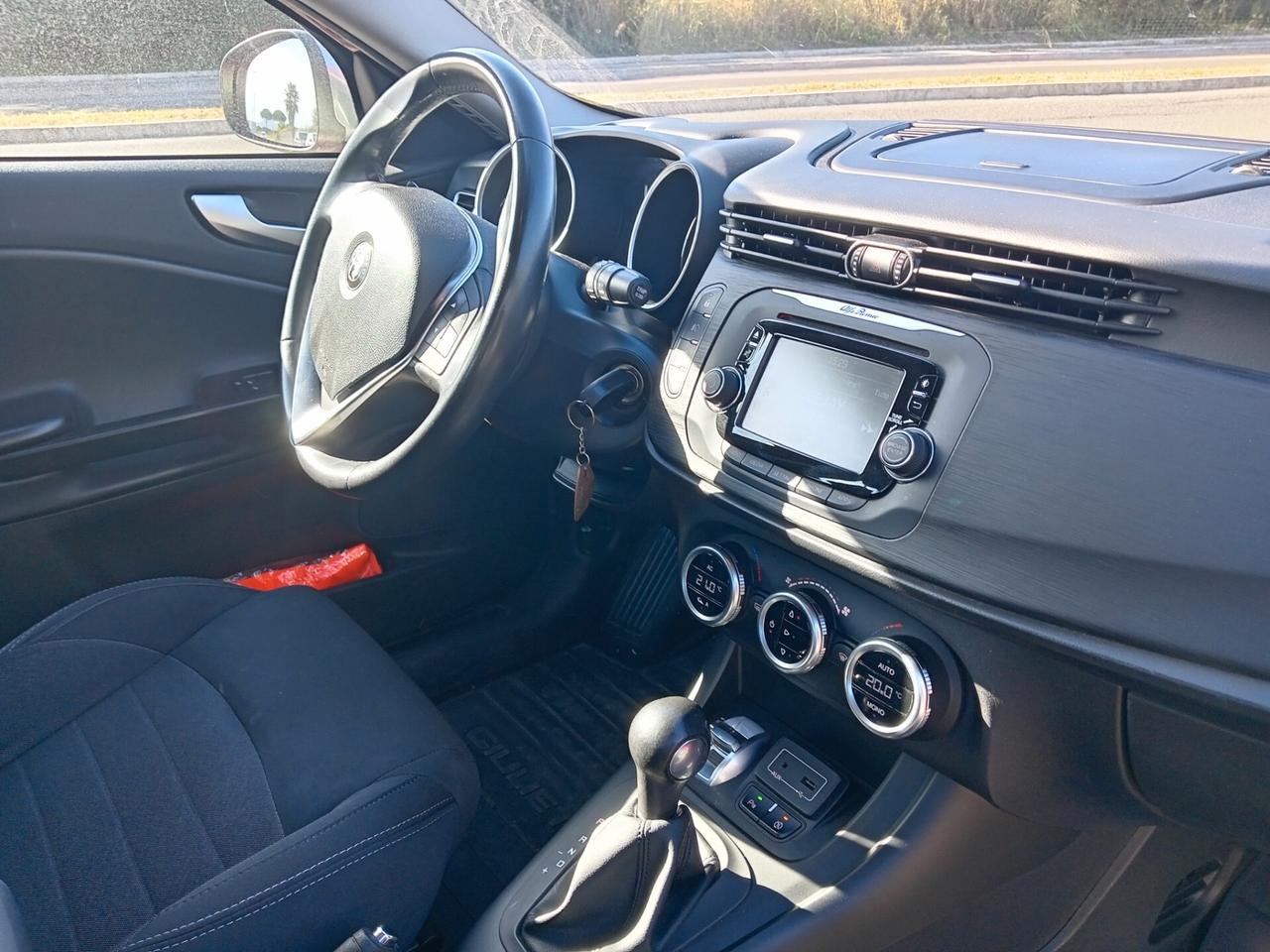 Alfa Romeo Giulietta 1.6 JTDm-2 120 CV Distinctive cambio automatico