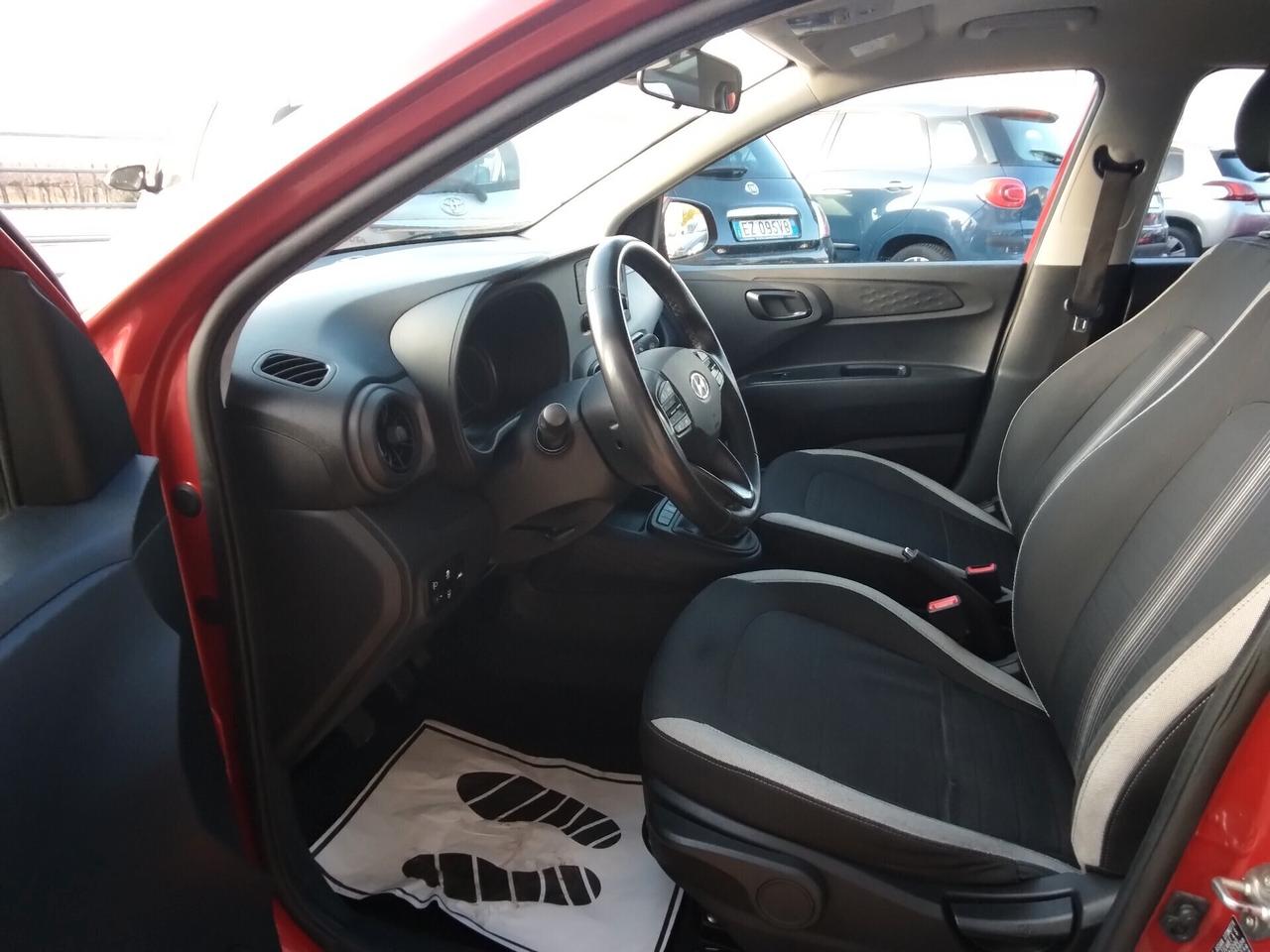 Hyundai i10 1.0 Benzina Neopatentati