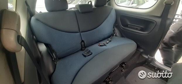 Toyota yaris 1.4 tdi