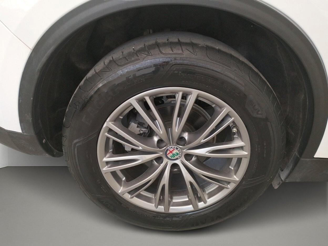 Alfa Romeo Stelvio 2.2 Turbodiesel 190 CV AT8 RWD Business