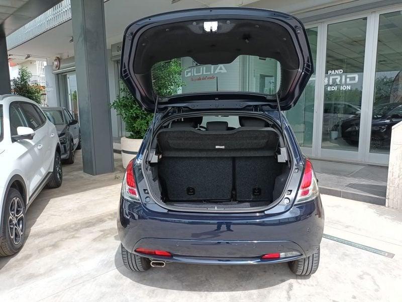 Lancia Ypsilon 1.2 69cv Start& Stop Gold