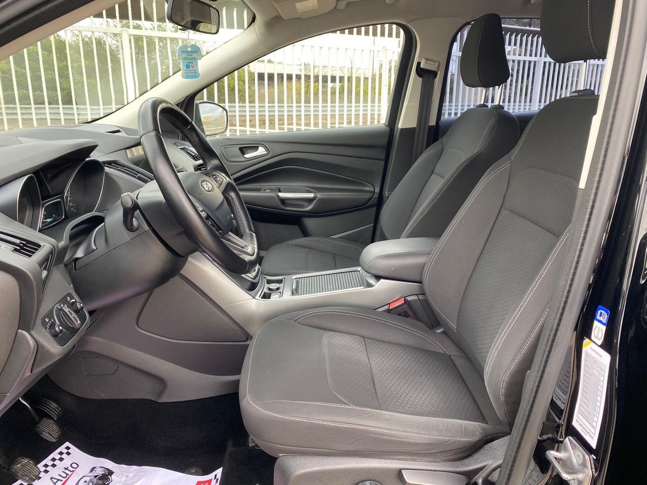 Ford Kuga 2018 1.5 TDCI 120 CV Titanium PERFETTA