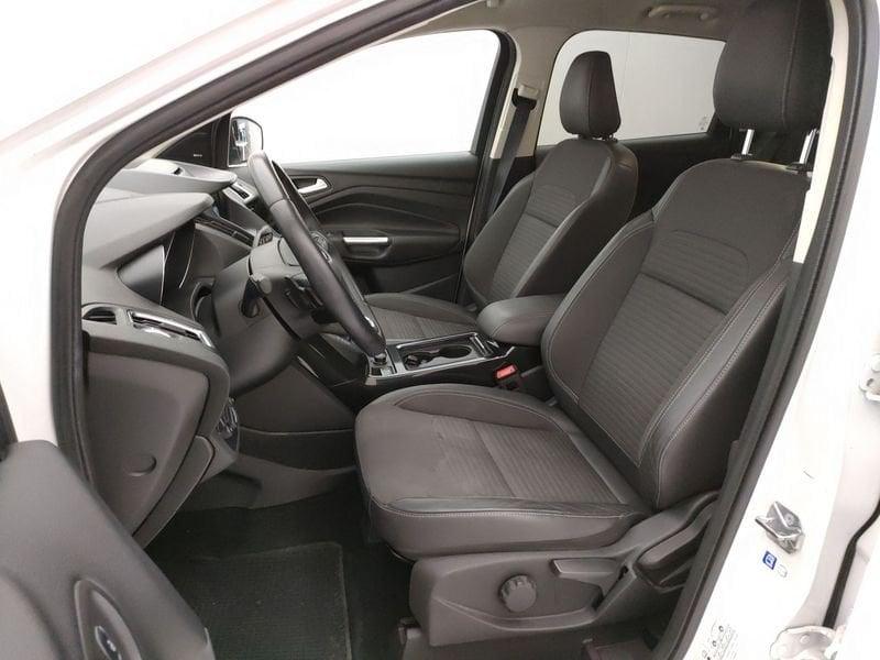 Ford Kuga 1.5 TDCi 120CV Powershift 2WD Titanium Business