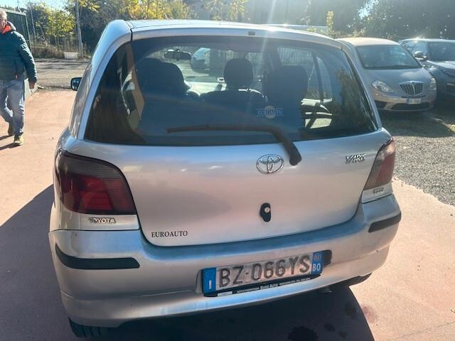 Toyota Yaris 1.3i 16V cat 5 porte