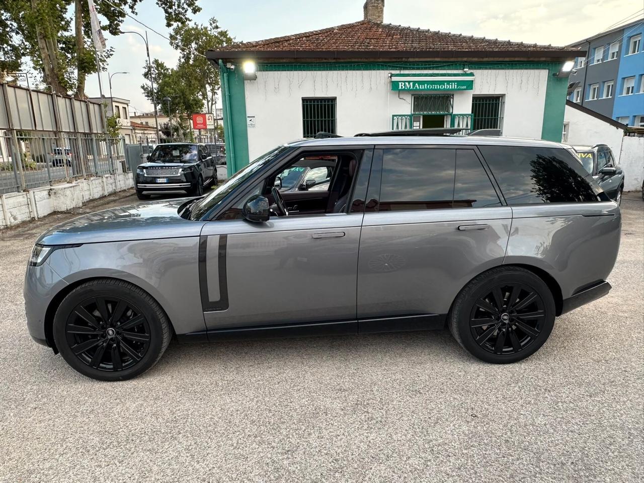 RANGE ROVER AUTOBIOGRAPHY P530 4.4 V8 - IVA - PANO